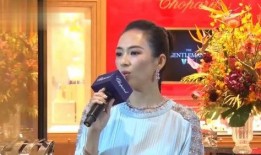 章子怡爆料汪峰黏人视频,甜蜜互动引网友热议