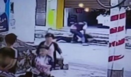 章贡爆料行凶案件视频,惊心动魄的街头冲突瞬间
